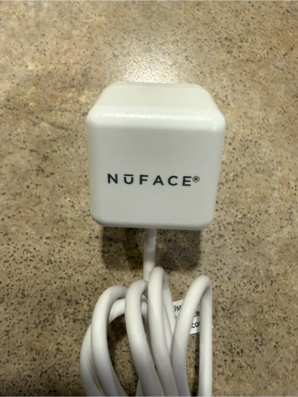 OEM NuFace Trinity Facial Toning Device Power Supply Cord 7V 7A HDP-QB07007C